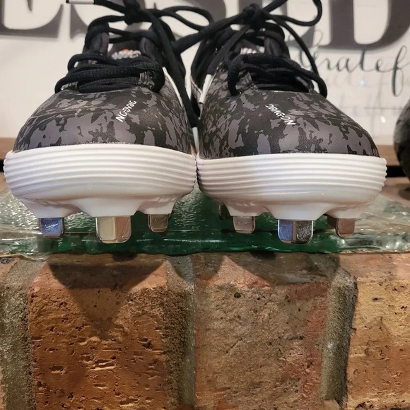 Nike Alpha Huarache Elite 2 Low Softball Metal Cleats #AJ7732-001 - Picture 3 of 11